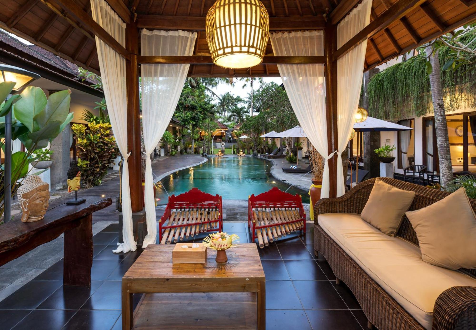 Ubud Raya Boutique Hotel Exterior foto